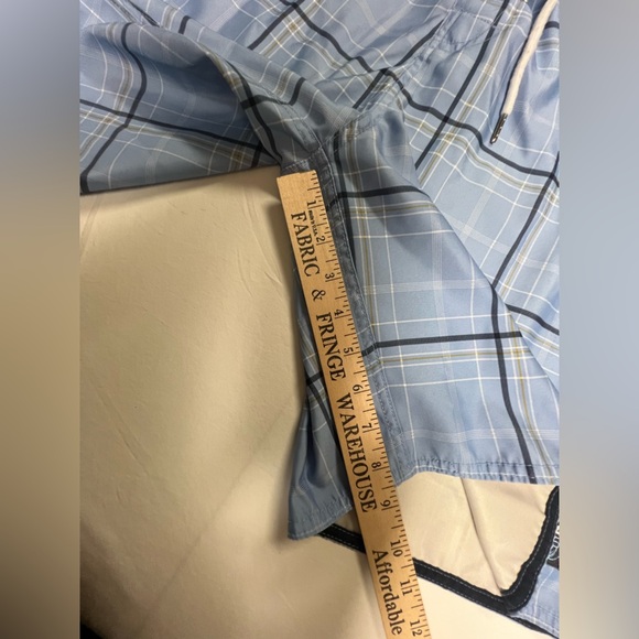 NAUTICA MENS BLUE PLAID SIZE 38 WAIST BERMUDA SHORTS   LIKE NEW - Picture 6 of 13